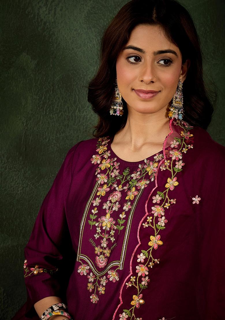 Purple Embroidered Viscose Rayon Kurta Set - Indya