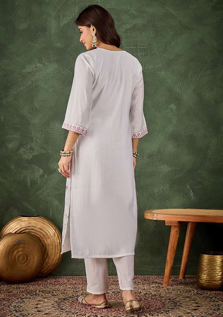 Lavender Embroidered Roman Silk Blend Kurta Set - Indya