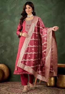 Dusty Embroidered Viscose Rayon Kurta Set