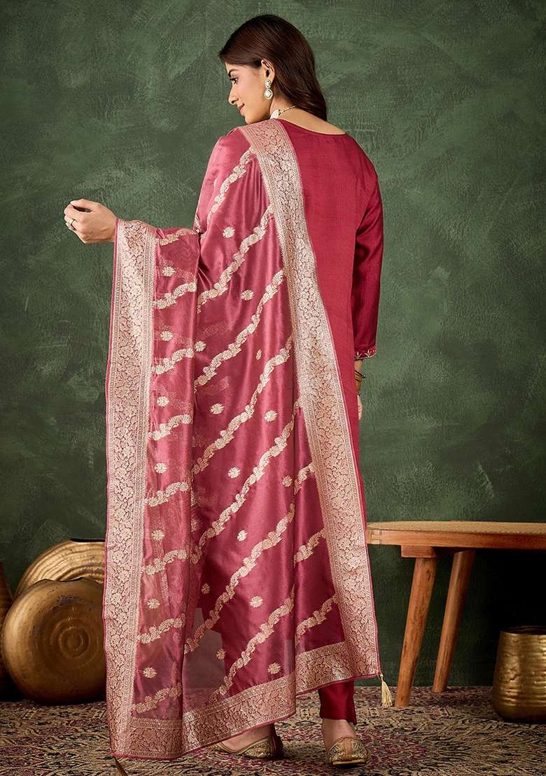 Dusty Embroidered Viscose Rayon Kurta Set - Indya