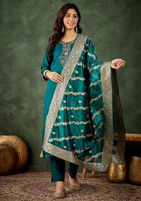 Green Embroidered Viscose Rayon Kurta Set