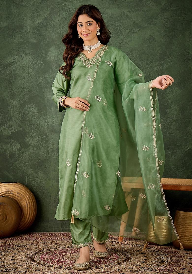 Pista Embroidered Silk Blend Kurta Set - Indya