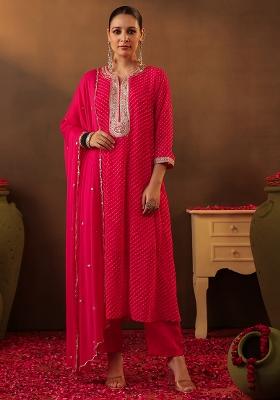 Fuchsia Embroidered Georgette Anarkali Set With Dupatta