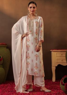 Ivory Floral Chanderi Silk Kurta Set With Dupatta