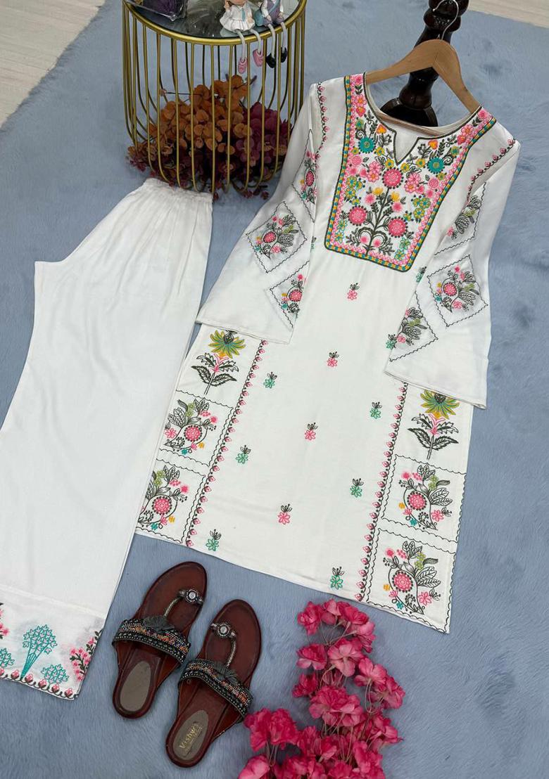 Off White Embroidery Blended Kurta Set - Indya