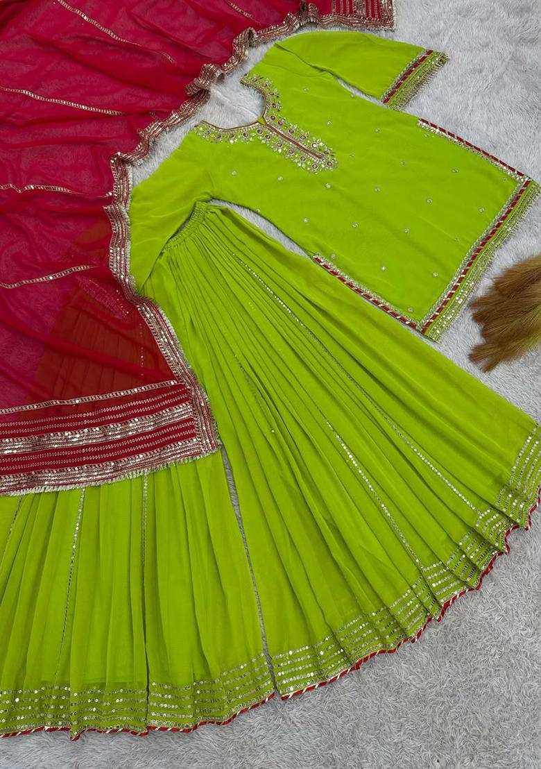 Green Embroidery Blended Kurta Set - Indya