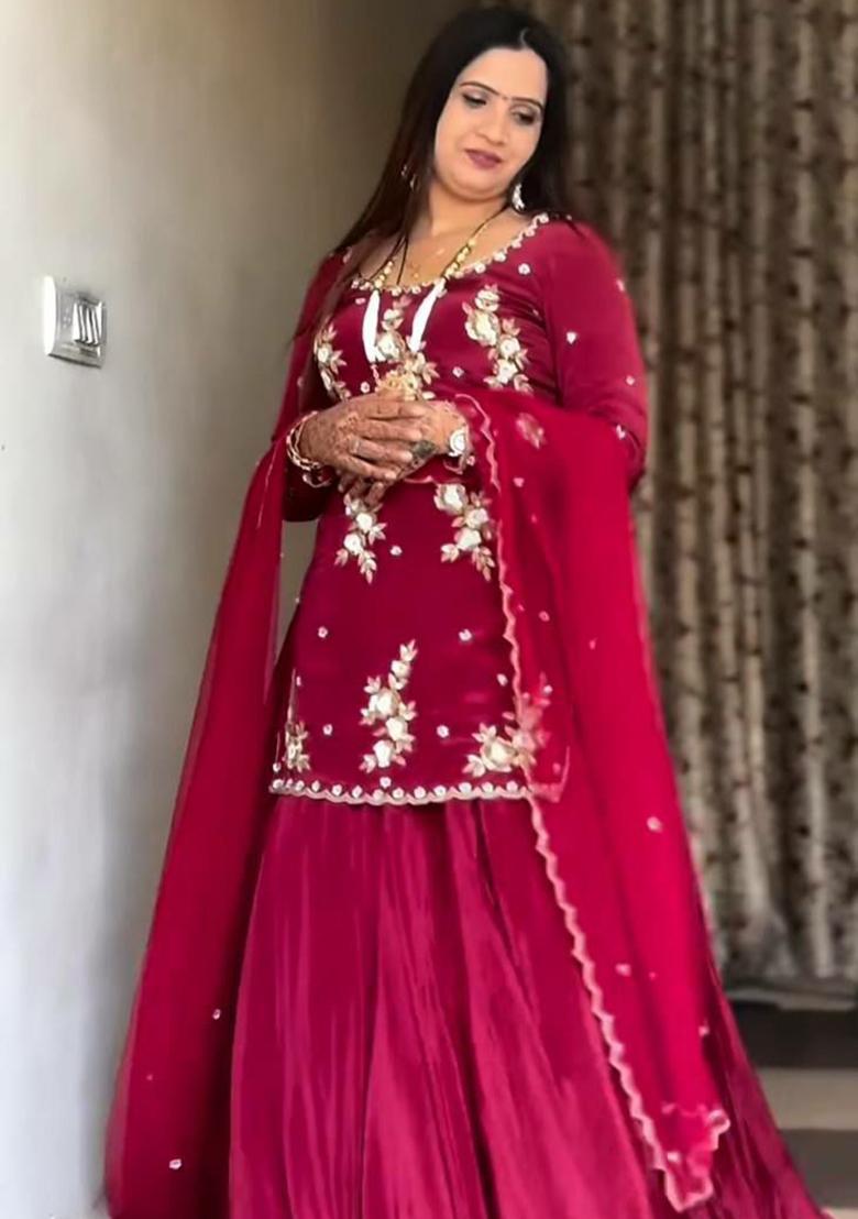 Red Embroidery Blended Kurta Set - Indya