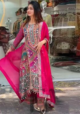 Green Printed Blended Kurta Set