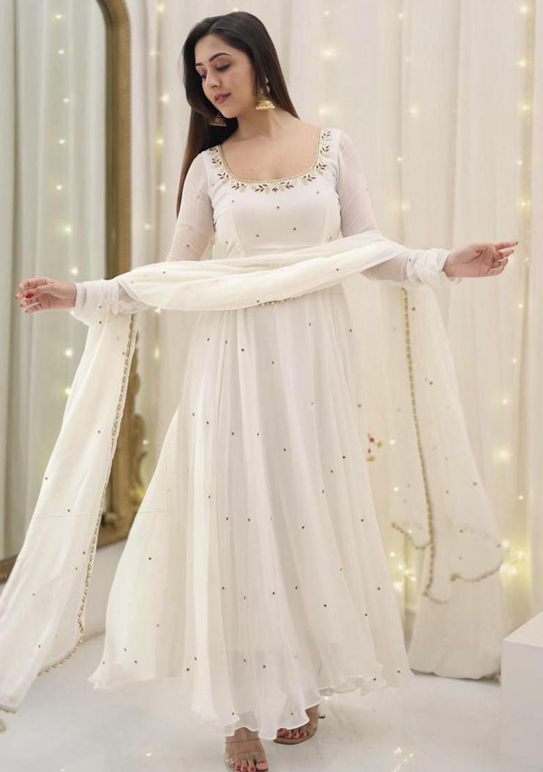 Off White Solid Blended Kurta Set - Indya