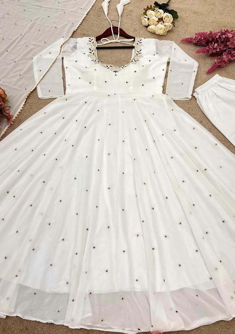 Off White Solid Blended Kurta Set - Indya