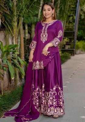 Off White Embroidery Blended Kurta Set