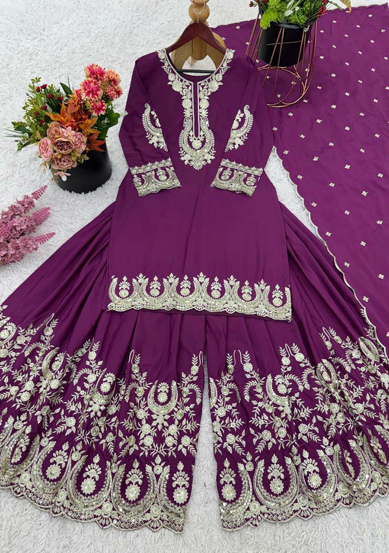 Off White Embroidery Blended Kurta Set - Indya