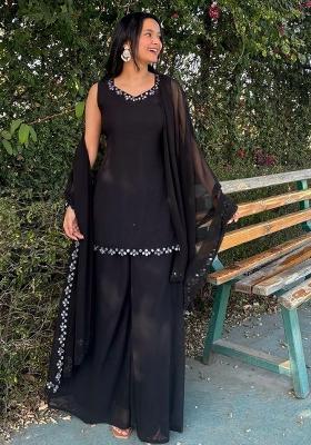 Yellow Solid Blended Kurta Set