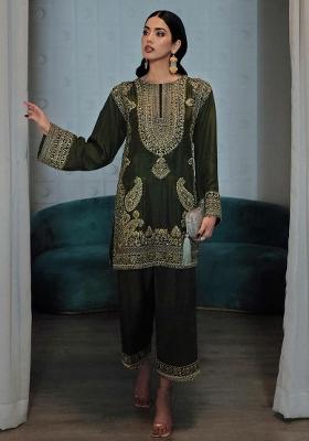 Green Embroidery Blended Kurta Set