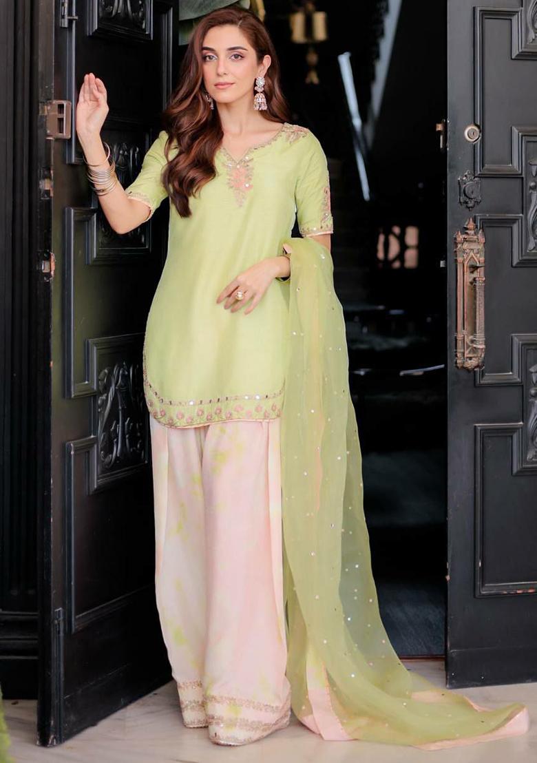 Green Embroidery Blended Kurta Set - Indya