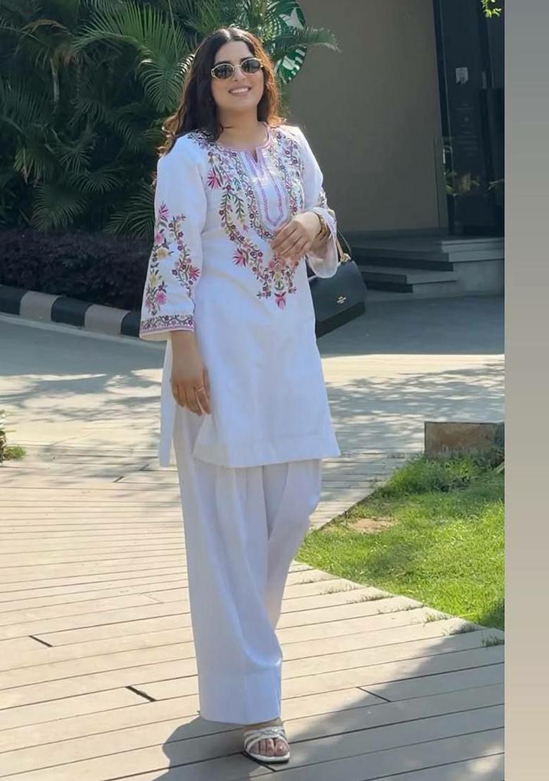 White Embroidery Blended Kurta Set - Indya