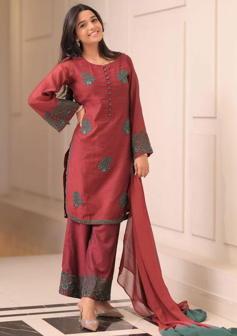 Red Embroidery Blended Kurta Set - Indya