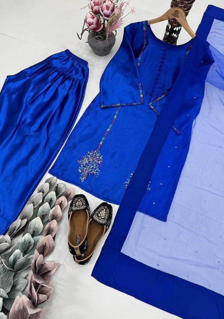 Off White Solid Blended Kurta Set - Indya