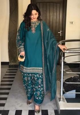 Green Embroidery Blended Kurta Set