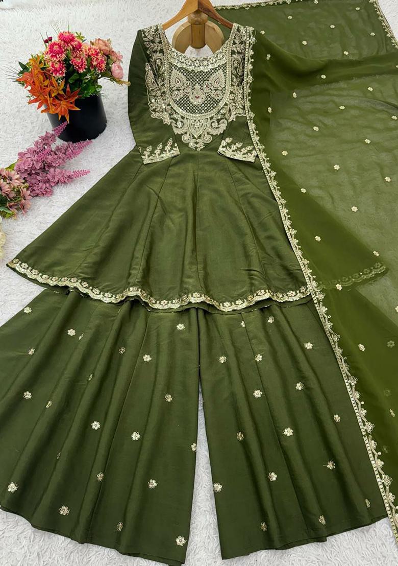 Green Embroidery Blended Kurta Set - Indya