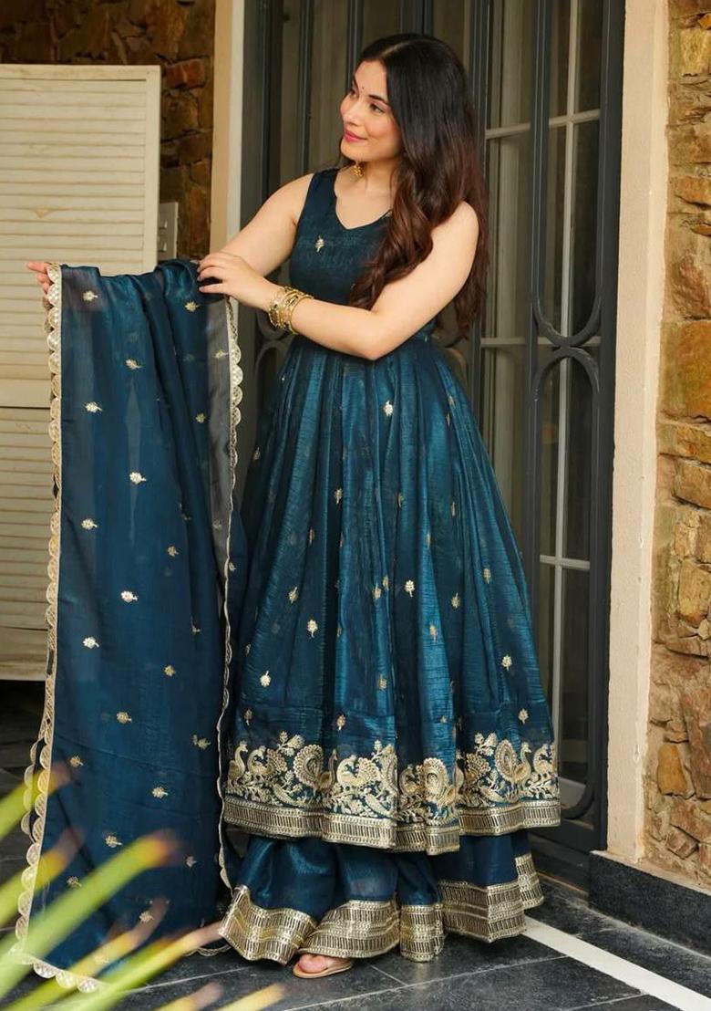 Maroon Embroidery Blended Kurta Set - Indya