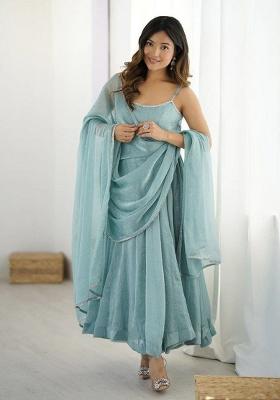 Green Solid Blended Kurta Set