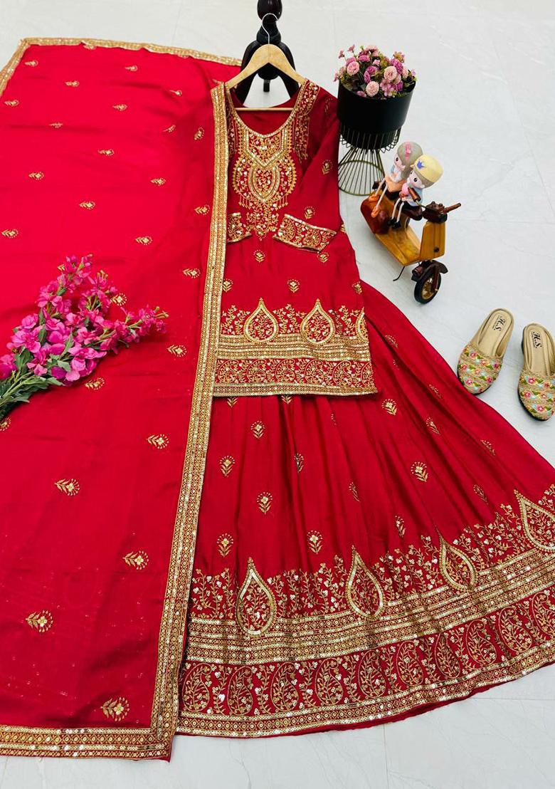 Green Embroidery Blended Kurta Set - Indya