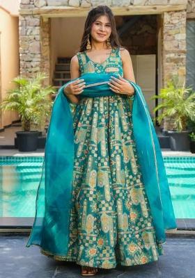 Green Printed Blended Kurta Set