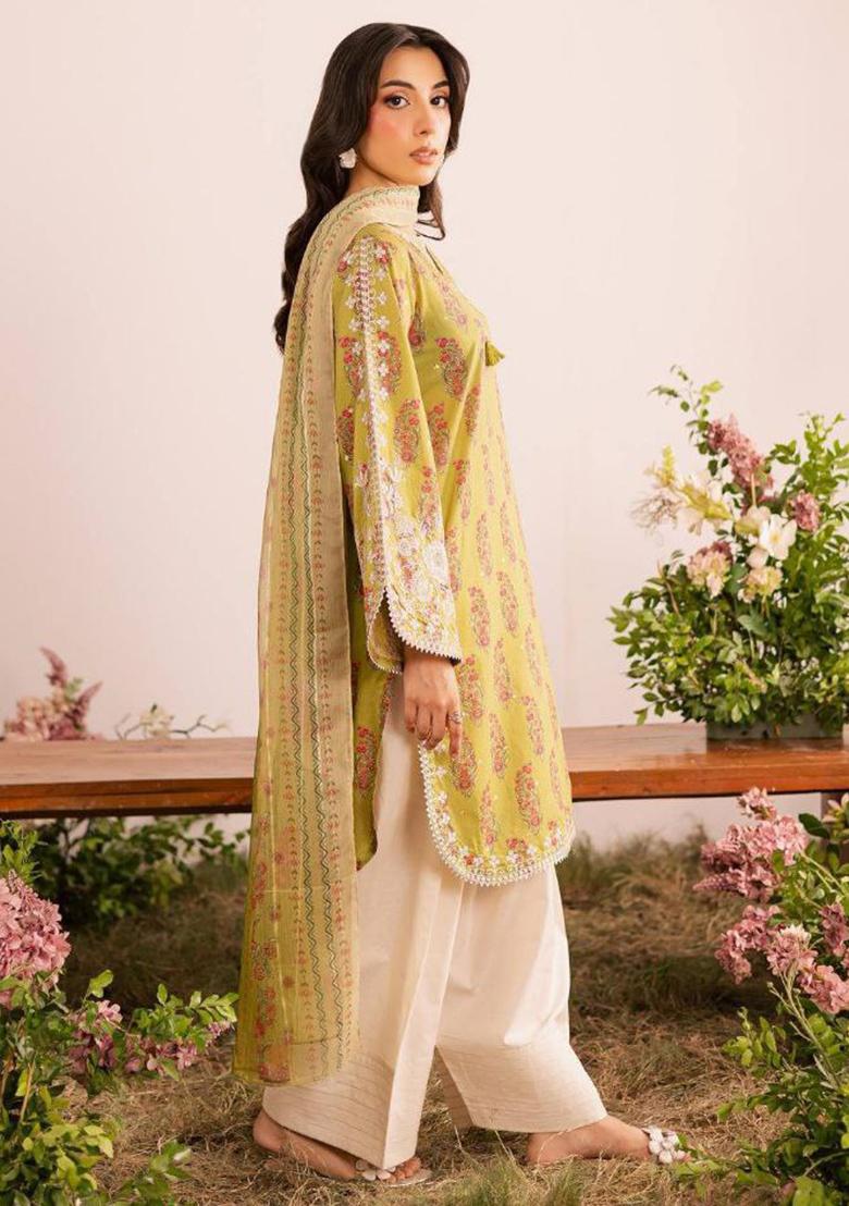 Yellow Embroidery Blended Kurta Set - Indya