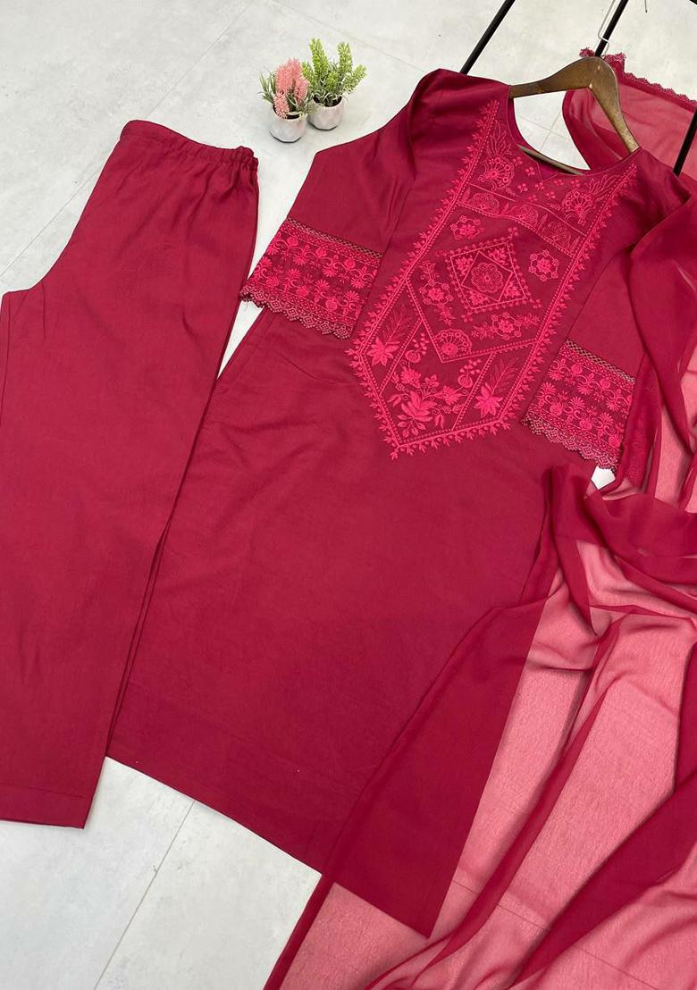 Red Embroidery Blended Kurta Set - Indya