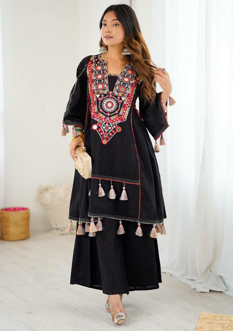 Black Embroidery Blended Kurta Set - Indya