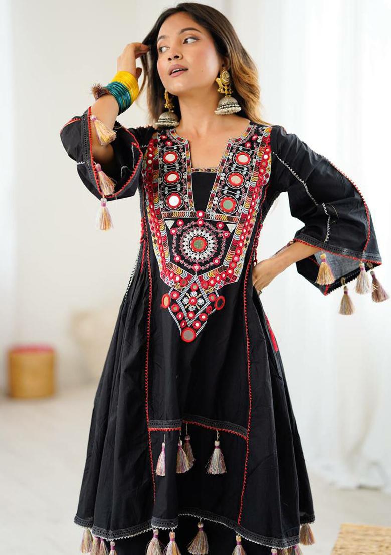 Black Embroidery Blended Kurta Set - Indya