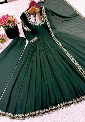 Green Solid Blended Kurta Set