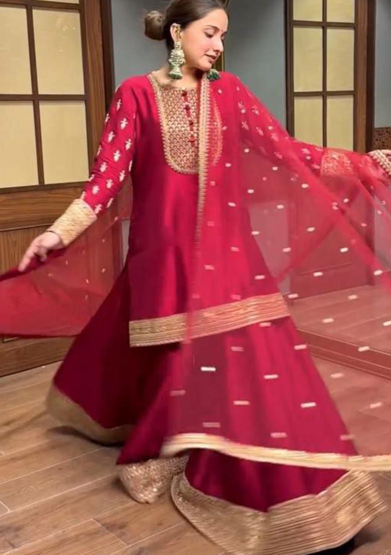 Red Embroidery Blended Kurta Set - Indya