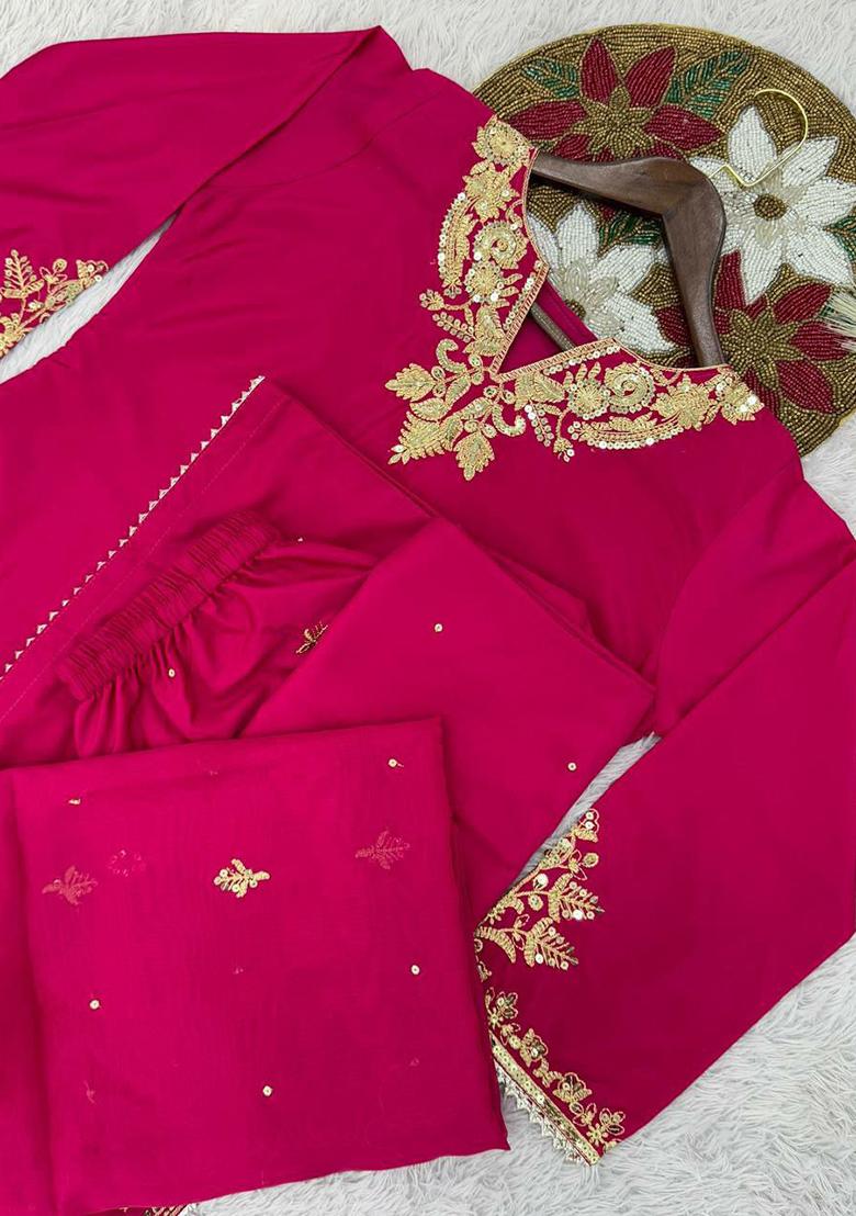 Red Embroidery Blended Kurta Set - Indya