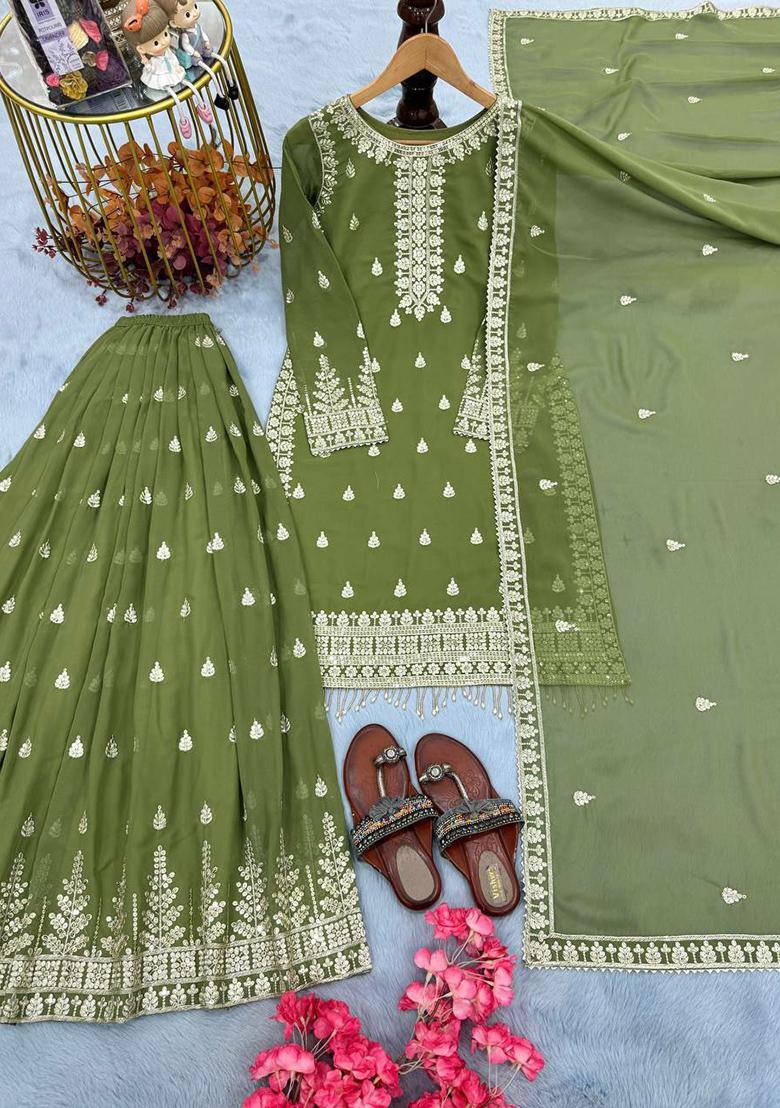 Green Embroidery Blended Kurta Set - Indya