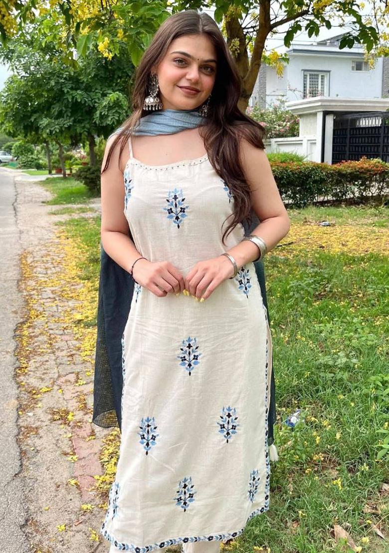 Off White Embroidery Blended Kurta Set - Indya