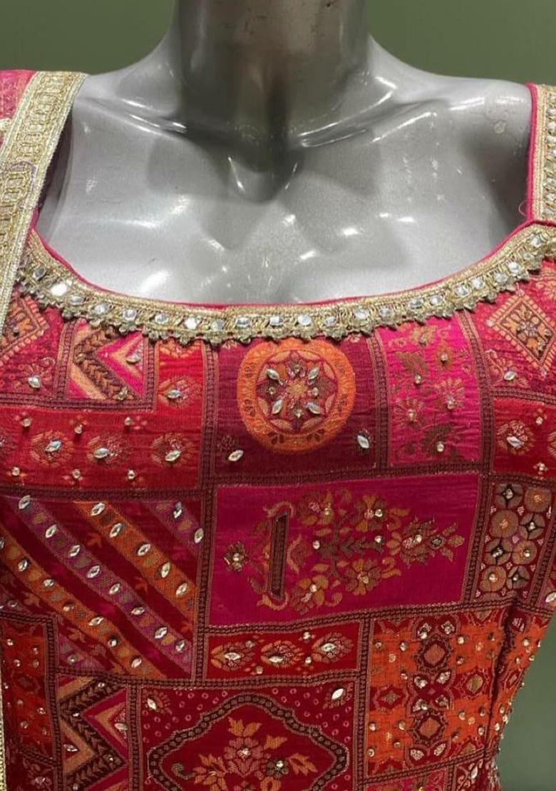 Red Embroidery Blended Kurta Set - Indya