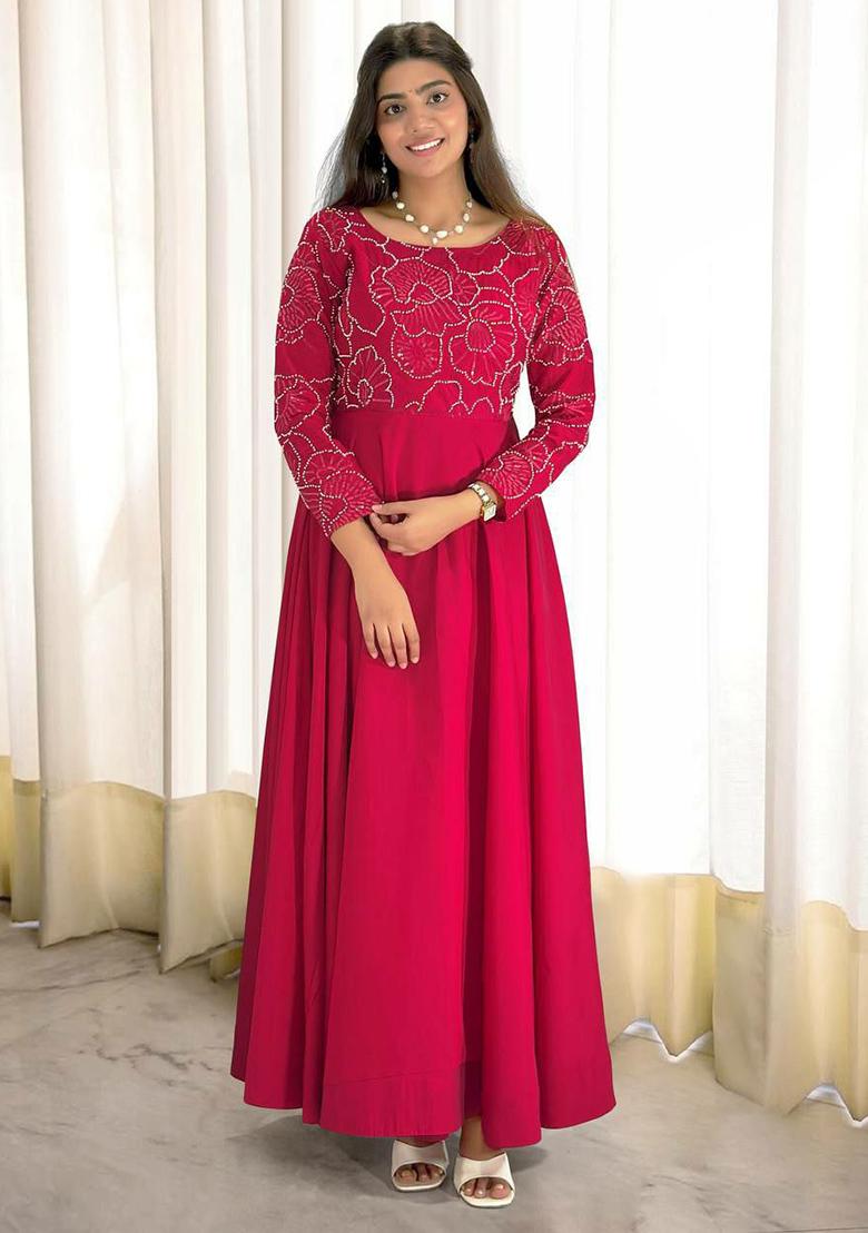Red Embroidery Blended Kurta Set - Indya