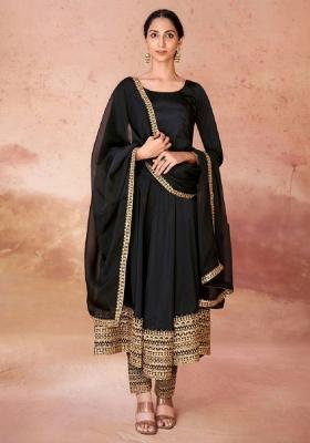 Black Embroidered Blended Kurta Set