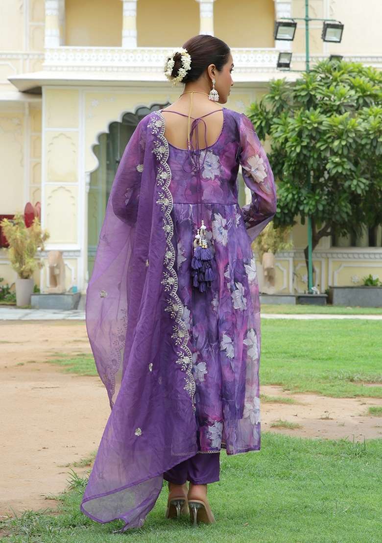 Purple Embroidered Organza Pakistani Suit Set - Indya
