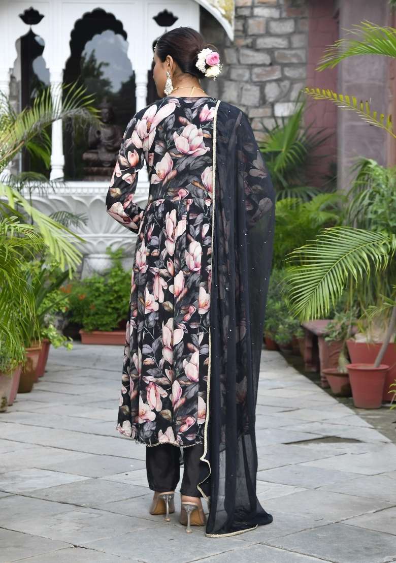 Black Embroidered Chinon Pakistani Suit Set - Indya