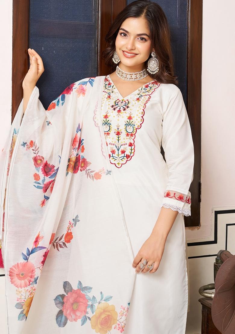 Off White Thread Work Chanderi Silk Kurta Set With Dupatta - Indya