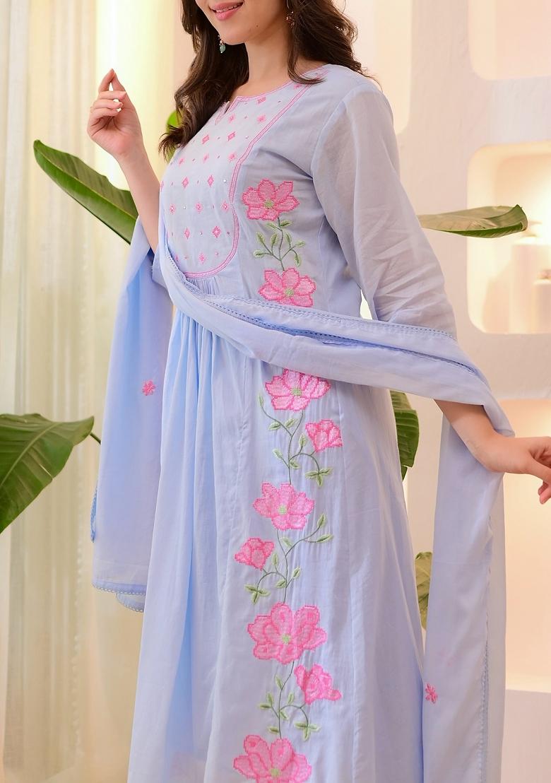 Light Blue Thread Work Silk Blend Kurta Set With Dupatta - Indya