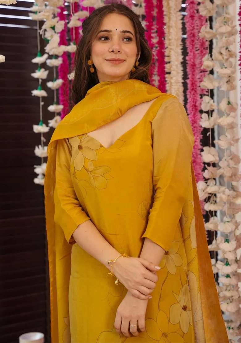 Yellow Floral Print Silk Kurta Set With Dupatta - Indya