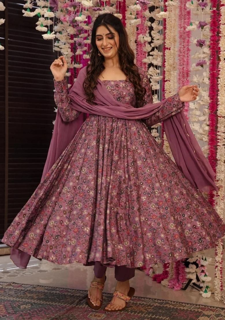 Onion Pink Floral Print Rayon Kurta Set With Dupatta - Indya
