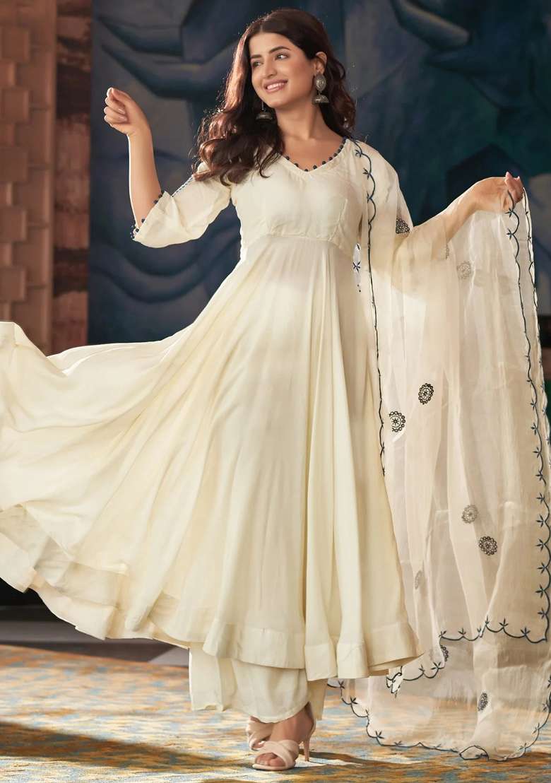 Cream Thread Work Vichitra Silk Blend Kurta Set With Dupatta - Indya