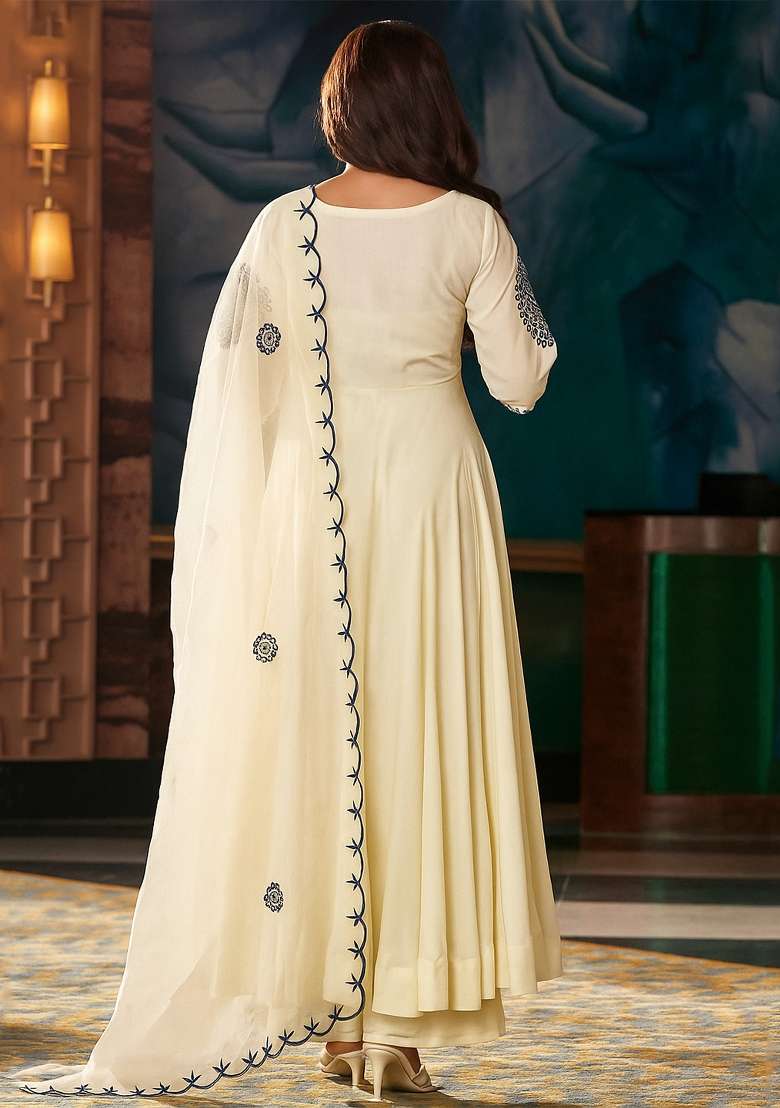 Cream Thread Work Vichitra Silk Blend Kurta Set With Dupatta - Indya