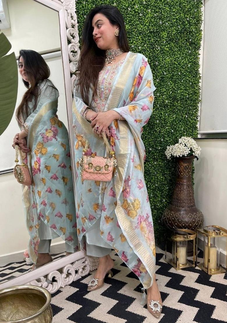 Sky Blue Thread Work Viscose Kurta Set With Dupatta - Indya