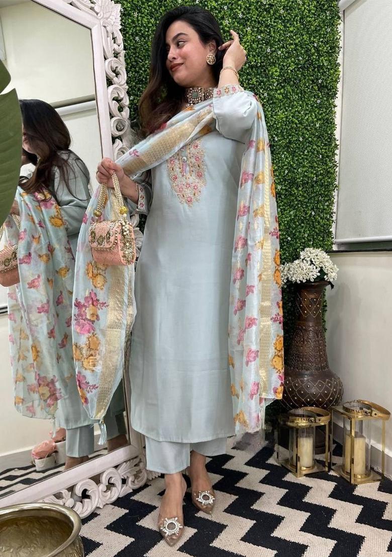 Sky Blue Thread Work Viscose Kurta Set With Dupatta - Indya